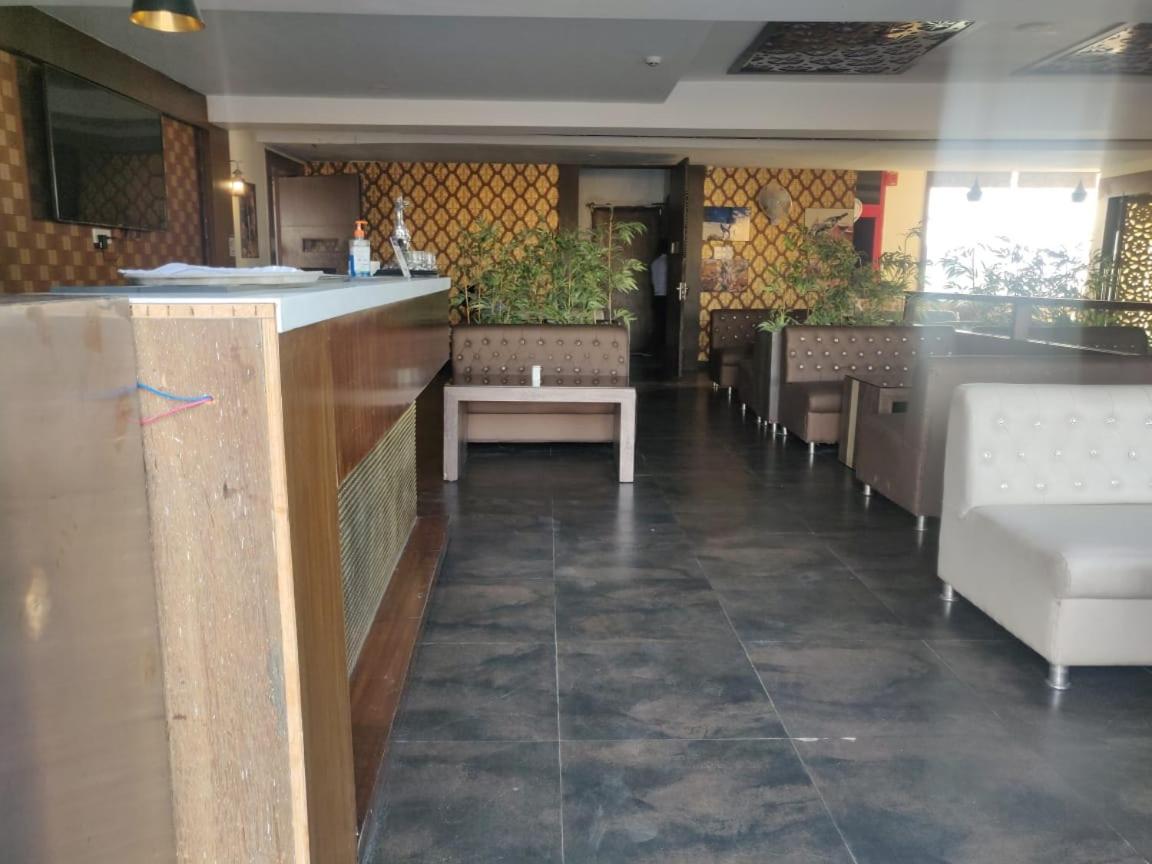 Hotel Casaya Inn Chinhat Dış mekan fotoğraf