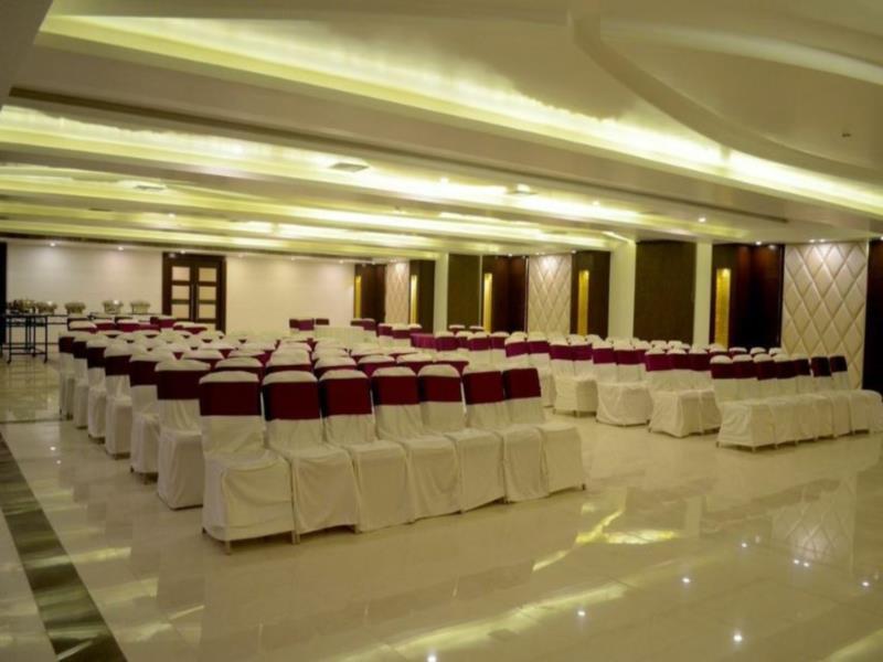 Hotel Casaya Inn Chinhat Dış mekan fotoğraf